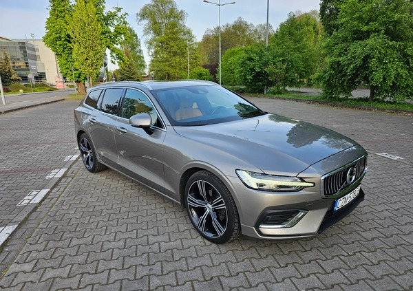 Volvo V60 cena 98500 przebieg: 164354, rok produkcji 2019 z Bydgoszcz małe 781